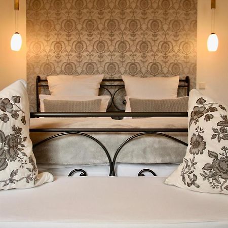 L'Ostello Altstadthotel เรเกนส์บวร์ก ภายนอก รูปภาพ