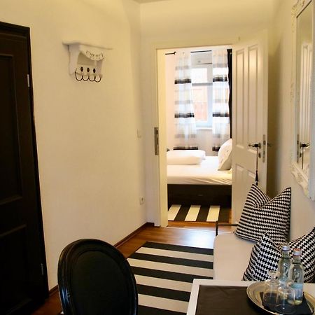 L'Ostello Altstadthotel เรเกนส์บวร์ก ภายนอก รูปภาพ