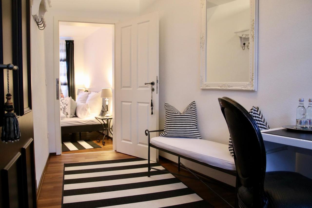L'Ostello Altstadthotel เรเกนส์บวร์ก ภายนอก รูปภาพ