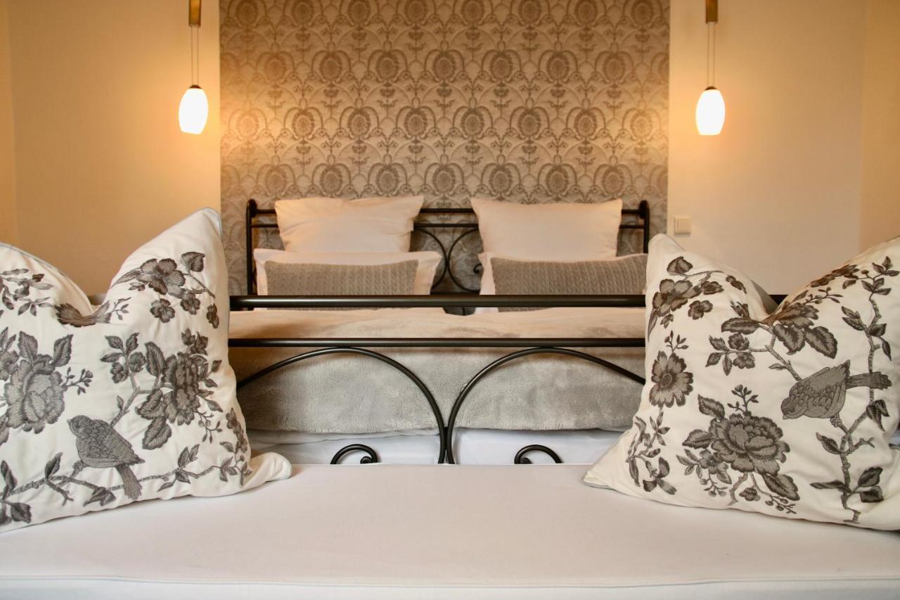L'Ostello Altstadthotel เรเกนส์บวร์ก ภายนอก รูปภาพ